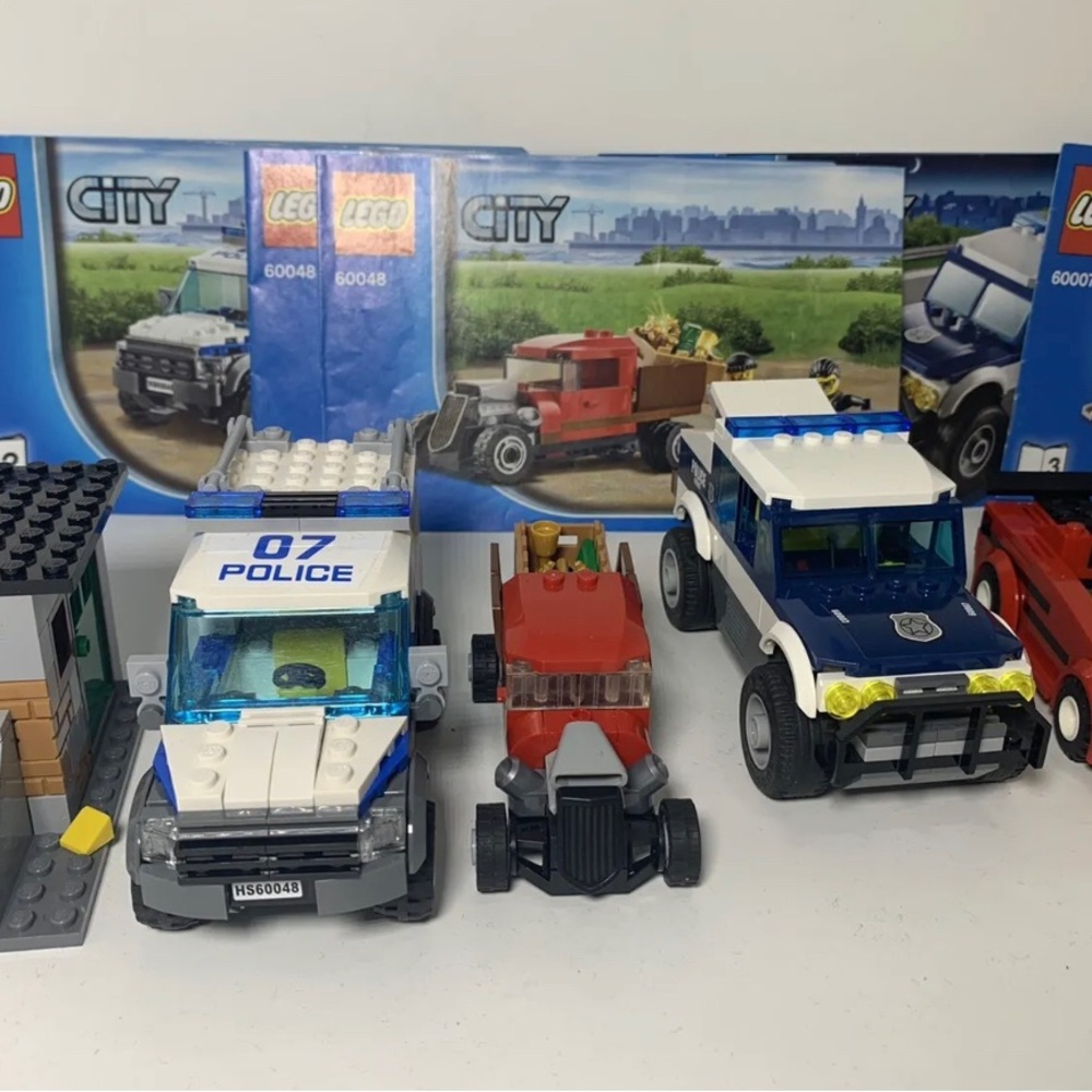 LEGO 60048 & 60007 Police Dog Unit & High Speed Chase 2 Complete Sets  No Boxes - Picture 14 of 14